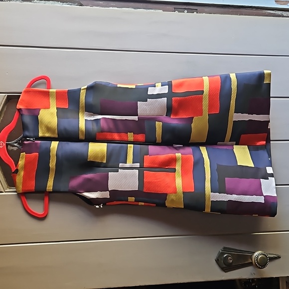 NWT Alice + Olivia Clyde Colorblock Shift Dress - Picture 11 of 11